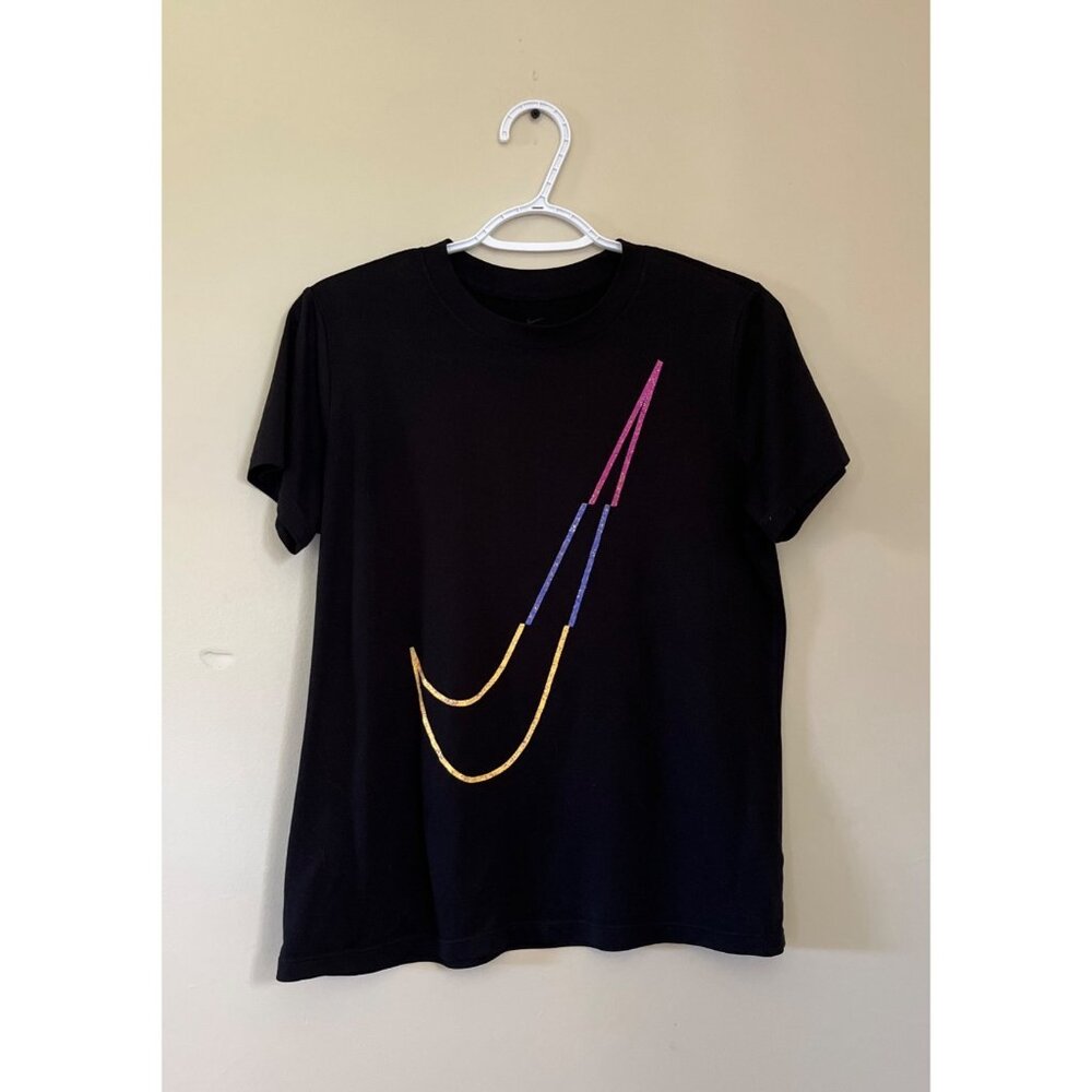 Nike Womens Medium Black The Nike Tee Dri-Fit Short Sleeve T-shirt Colorful Logo